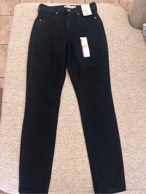 Time and Tru Black High-Rise Skinny Jeans